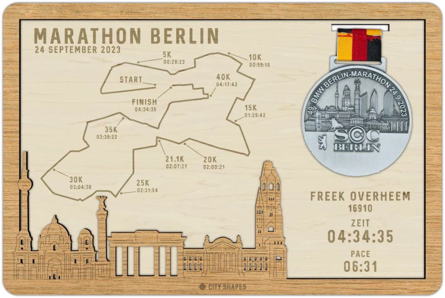 Eiken medaillehouder van Marathon Berlin, City Shapes wanddecoratie